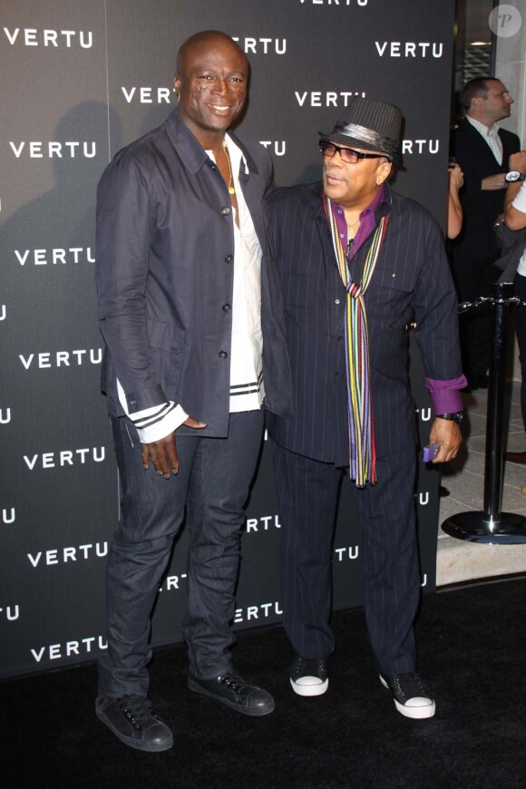 Seal et Quincy Jones à l'inauguration de la boutique Vertu à Los Angeles, le 9 juin 2010