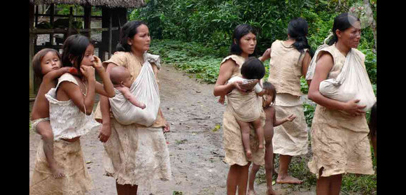 La tribu des zaparas (Equateur)