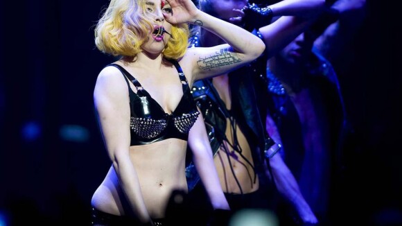 Lady Gaga : sa musique se vend et son corps fait vendre... Elle est incroyable !