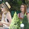 Leighton Meester et Blake Lively sur le tournage de Gossip Girl à Paris, le 8 juillet 2010