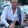 Sting, She's too good for me dans le Early Show, le 15 juillet 2010