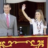 Letizia d'Espagne : Au bras de son prince, elle resplendit de beauté et prend de la hauteur...