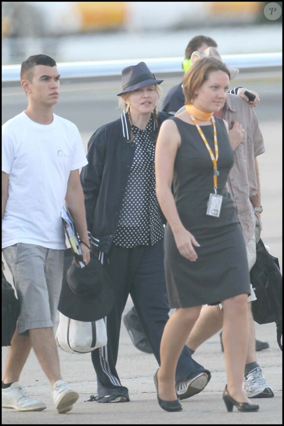 Madonna arrive à Paris, le 30 juillet 2010