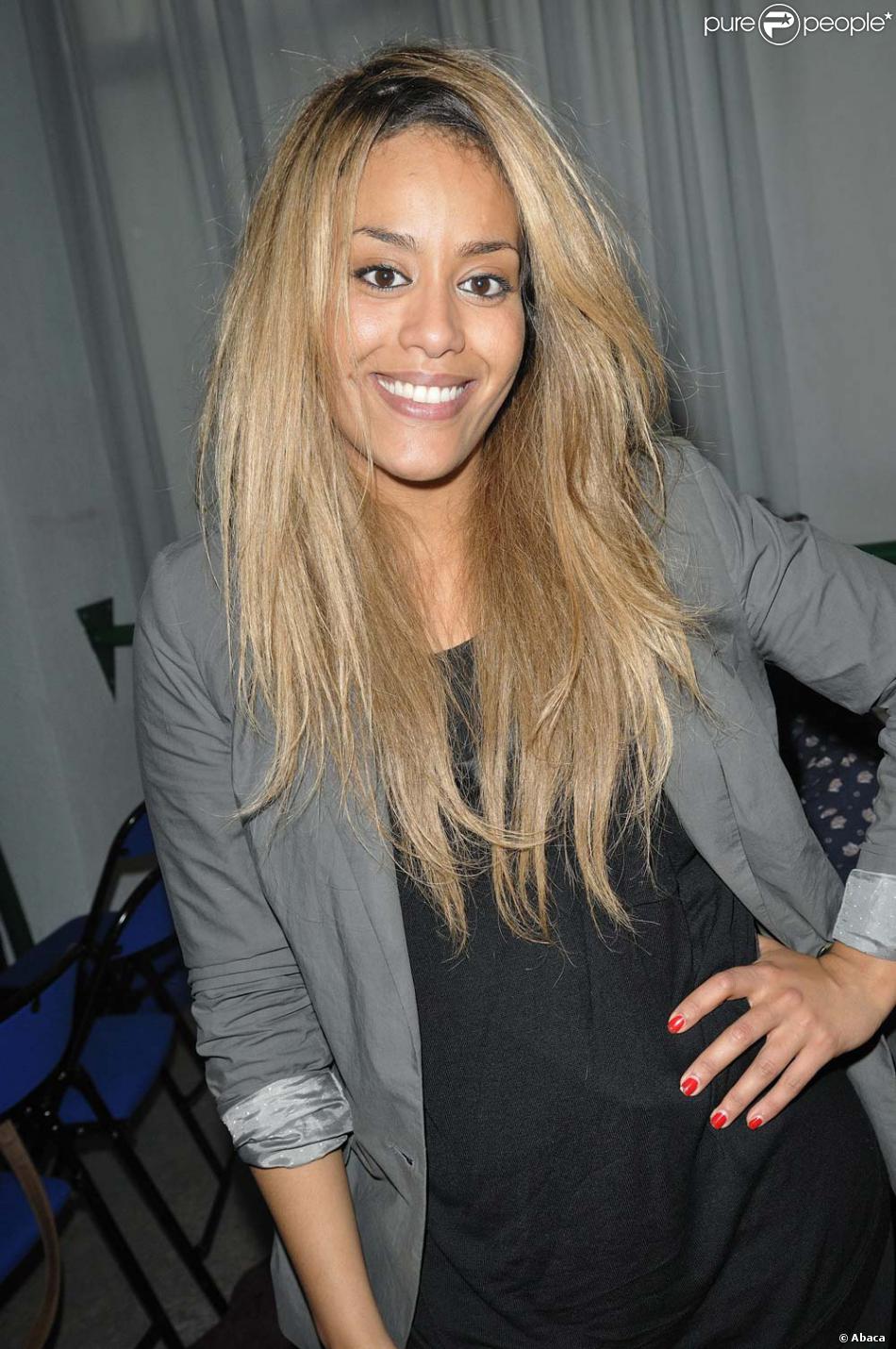 Boucles D'oreilles Amel Bent - Style Moderne - Neuf Avec étiquettes