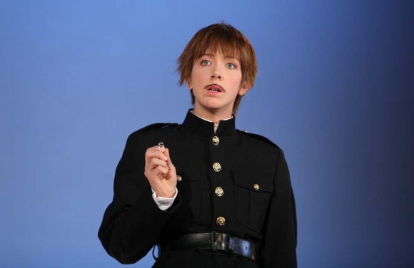 Sara Giraudeau sur la scène du Théâtre Comedia à Paris pour La Nuit des Rois, septembre 2009