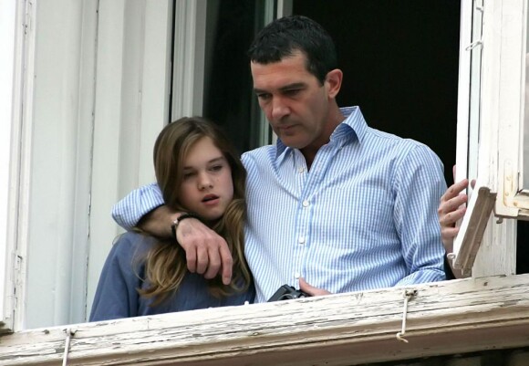 Antonio Banderas et Stella. Malaga, juin 2009.