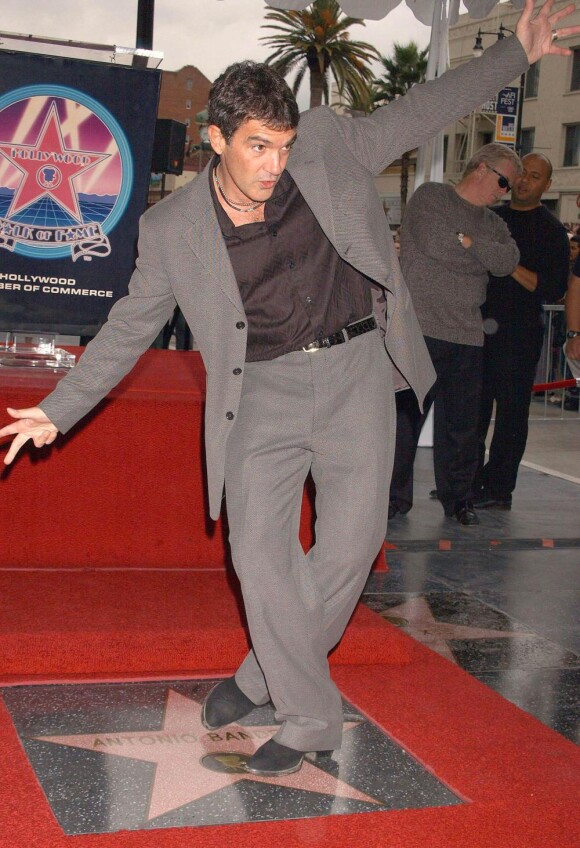 Antonio Banderas inaugure son étoile sur le Walk of Fame. 2005