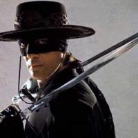 Antonio Banderas : Le séduisant Zorro du cinéma fête ses 50 ans !