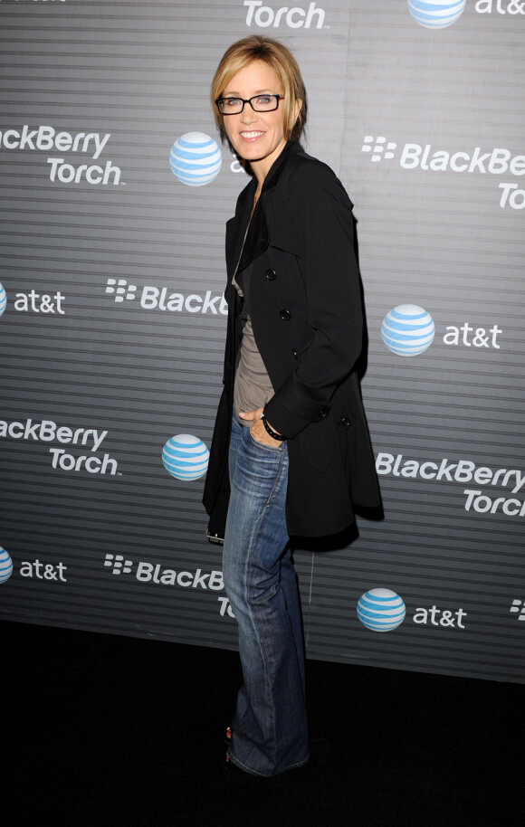 Felicity Huffman arrive à la soirée Blackberry Torch à Los Angeles le 11 août 2010