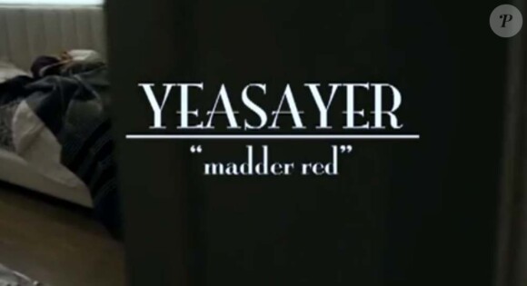 Kristen Bell dans Madder Red, le nouveau clip de Yeasayer, août 2010