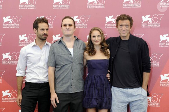 Benjamin Millepied, Darren Aronofsky, Natalie Portman et Vincent Cassel, à l'occasion du photocall de Black Swan, présenté en ouverture de la 67e Mostra de Venise, le 1er septembre 2010.