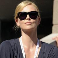 Charlize Theron retrouve le sourire, Bar Refaeli éblouit : l'US Open finit en beauté !