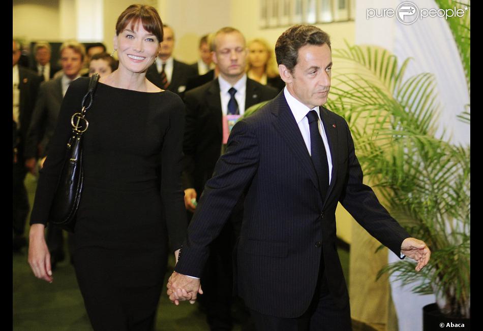 Carla Bruni Et Nicolas Sarkozy Lors D Une Rencontre Privee Au Quartier General De L Onu A New York Avec La Chanceliere Allemande Le 20 Septembre 2010 Purepeople