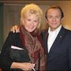 Roland Giraud et sa femme Maike Janssen à l'émission Le Plus Grand Cabaret du Monde diffusée le 16 octobre 2010 sur France 2.