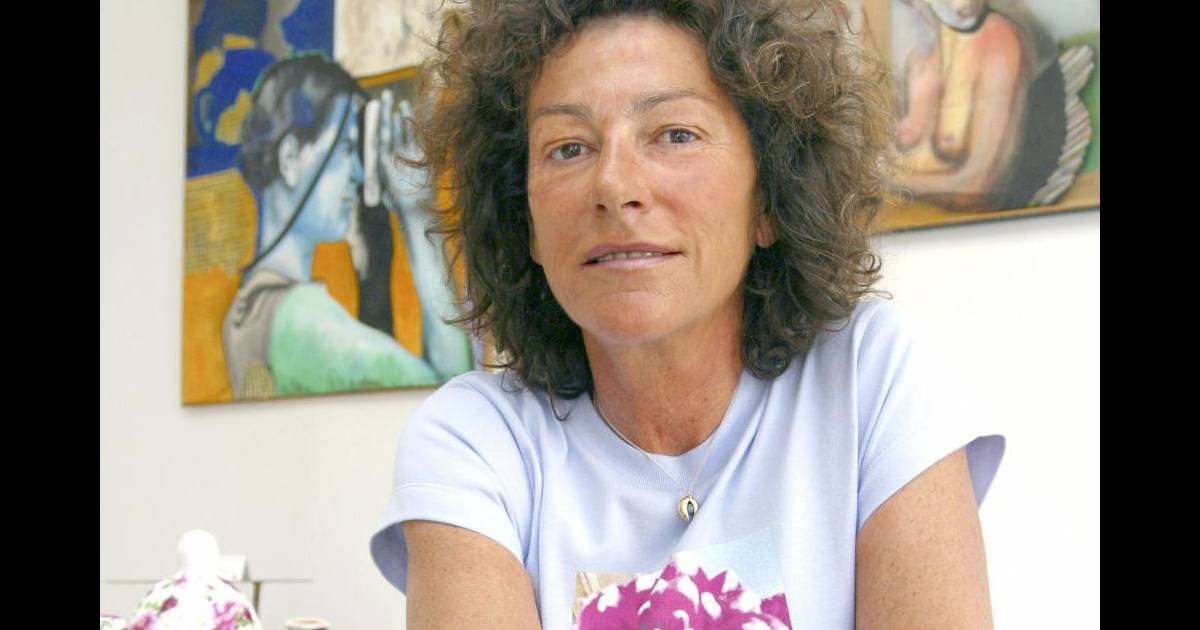 Florence Arthaud La Navigatrice En Cellule De Degrisement Durant