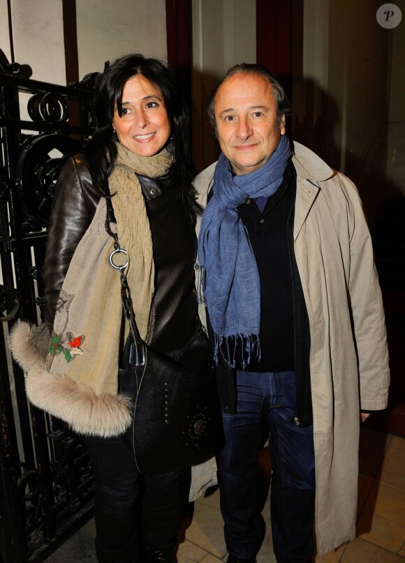 Patrick Braoudé et son épouse Guila lors de l'avant-première de la pièce Rendez Vous au Théâtre de Paris à Paris le 27 septembre 2010