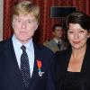 Robert Redford, ici avec sa femme Sybille Szaggars, fait Chevalier de la Légion d'Honneur, au Palais de l'Elysée, à Paris, le 14 octobre 2010.