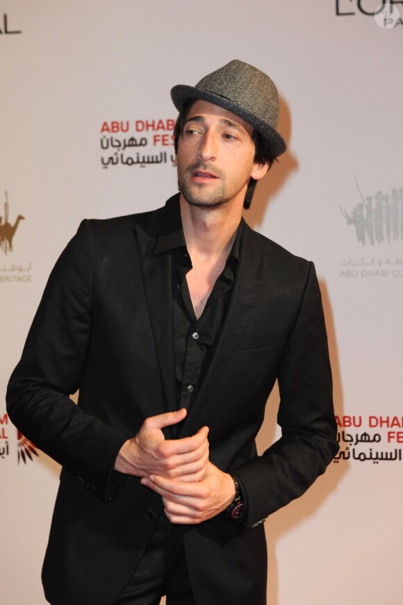 Adrien Brody à l'ouverture du Festival d'Abou Dhabi, le 14 octobre 2010