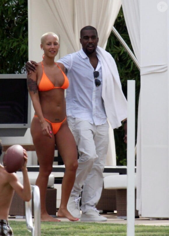 Amber Rose et Kanye West, à la plage à Miami, le 18 août 2009
