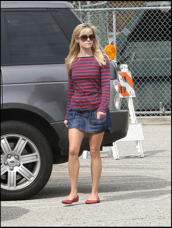 Reese Witherspoon à Brentwood, le 24 octobre 2010