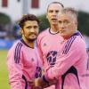 Bixente Lizarazu, Alain Boghossian et Didier Deschamps lors du match de charité du Variétés club de France contre la sélection Geodis, à Saint-Jean-de-Luz, le 13 octobre 2010