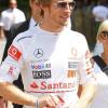A la veille du Grand Prix du Brésil, Jenson Button, champion du monde en titre de F1, a échappé de peu, samedi 6 novembre, à un gang armé...