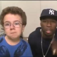 50 Cent : Il entre dans la chambre d'un ado et rappe avec lui !