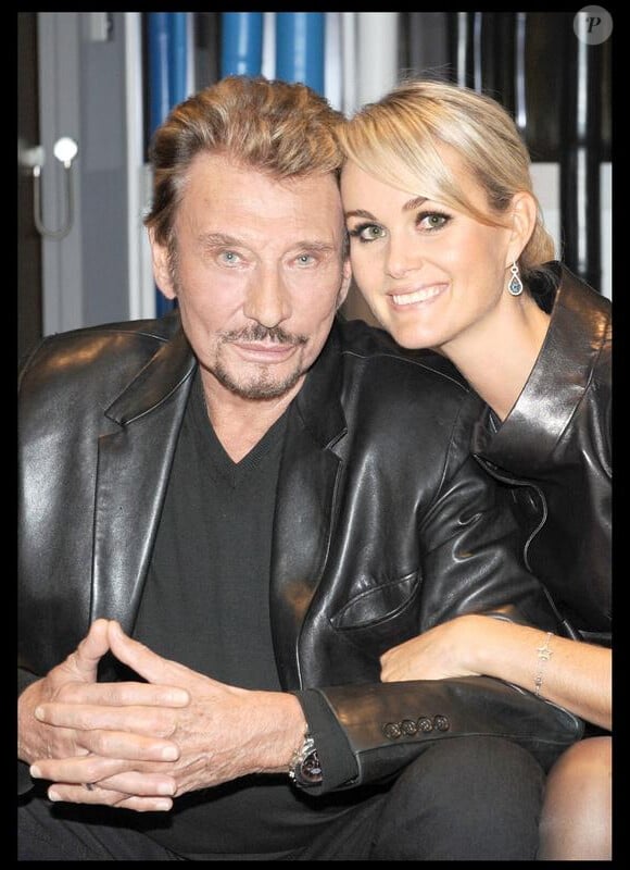Johnny et Laeticia Hallyday avant le journal de 20 heures de TF1 en 2008