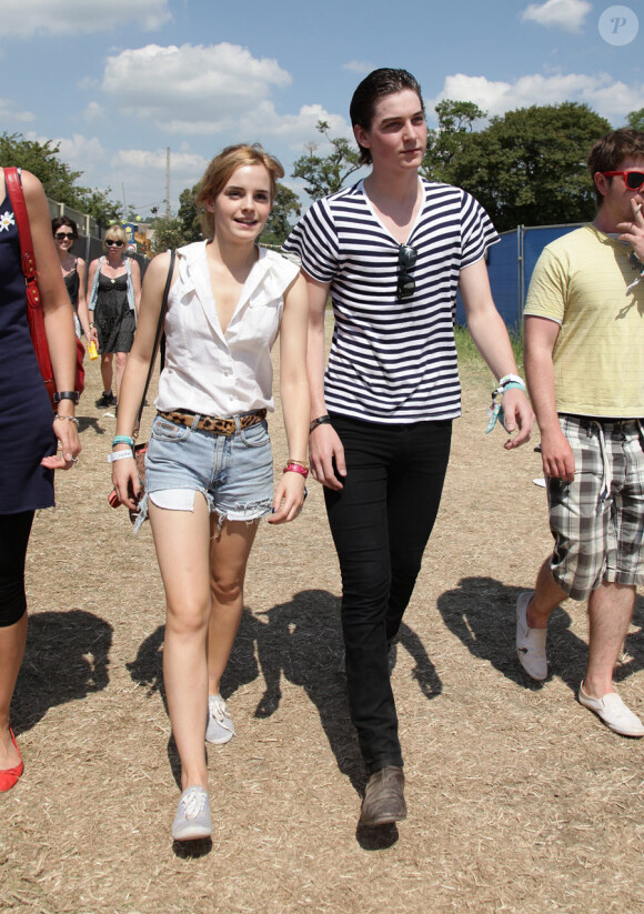 Emma Watson et George Craig au Festival de Glastonbury Festival le 6 Juin 2010.