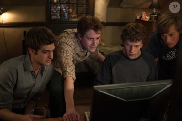 Jesse Eisenberg et sa bande de Geek dans The social network de David Fincher, sortie en salles le 13 Octobre 2010.