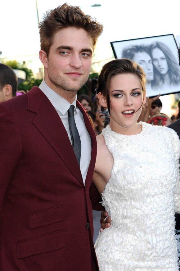 Kristen Stewart et Robert Pattinson sont classés numéro 1 dans le classement des couples les plus stylés de l'année par le magazine In Style