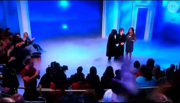 Susan Boyle à The View, le 30 novembre 2010, entourée de Sherri Shepherd et Whoopi Goldberg