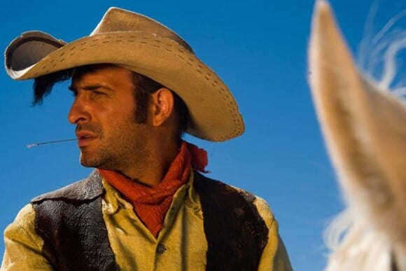 Jean Dujardin est Lucky Luke de James Huth, sortie en salles le 21 octobre 2006.
