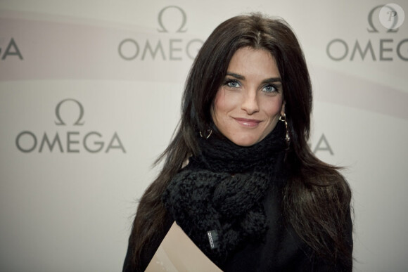 Pauline Delpech lors de la soirée du lancement de la collection Ladymatic de la maison Omega, dans la boutique des Champs-Elysées le 7 décembre 2010