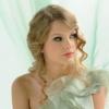 Taylor Swift, nouvelle égérie de la marque Cover girl 2011.