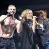 Kylie Minogue et les Scissor Sisters sur la scène de Glastonbury, le 26 juin 2010