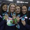 la médaille de bronze pour les filles - Camille Muffat, Coralie Balmy (compagne d'Alain Bernard), Mylène Lazare et Ophélie-Cyrielle Etienne - en finale du 4x200 mètres, le 15 décembre 2010 à Dubaï.