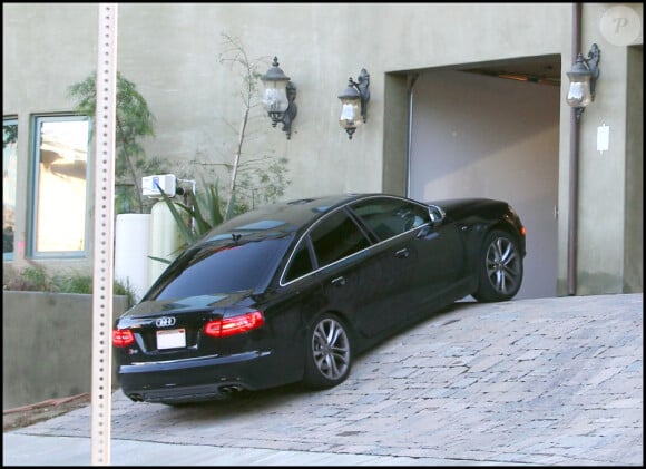 Zac Efron s'est rendu au domicile de Vanessa Hudgens à Los Angeles, le 4 janvier 2011.
