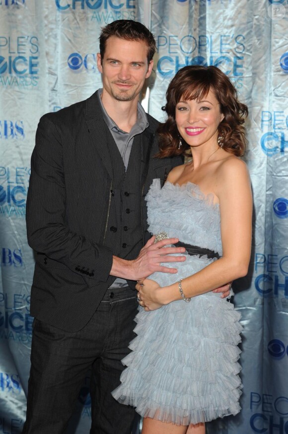 Jesse Waren et Autumn Reeser enceinte à la cérémonie des People's Choice Awards à Los Angeles le 5 janvier 2010
