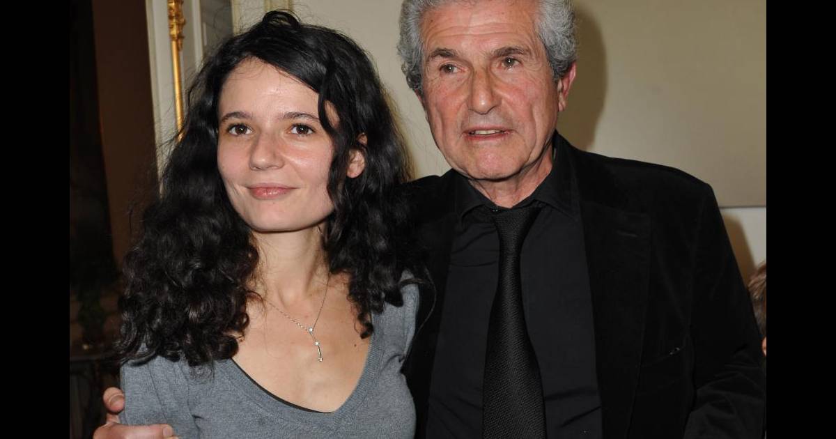 Le réalisateur Claude Lelouch et sa fille Salomé. Purepeople Le réalisateur Claude Lelouch et sa fille Salomé. Purepeople
