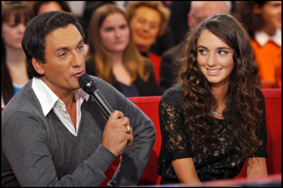 Danny Brillant et Léah lors de l'émission Vivement Dimanche, diffusée sur France 2 le 9 janvier 2011.