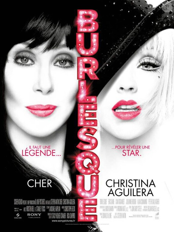 Burlesque est nominé pour être le pire film de l'année lors de la soirée des Razzie Awards, qui se déroulera à Hollywood le 26 février 2011.