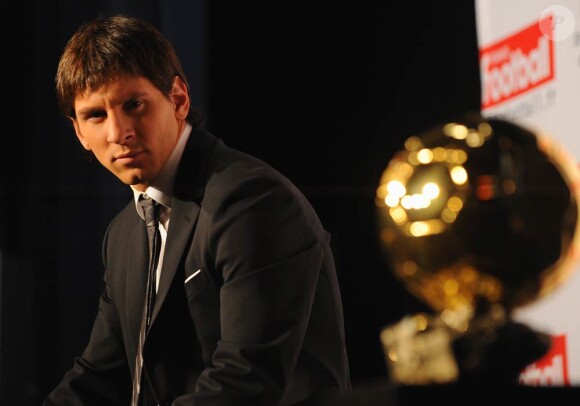 Lionel Messi a déjà eu le bonheur de soulever le Ballon d'or en 2010. En 2011, il a confié qu'il échangerait bien ce trophée contre un sacre en Coupe du monde, mais on imagine que décrocher une seconde fois le Graal individuel lui irait !