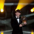Lionel Messi, déjà consacré par le Ballon d'or 2009, réalise le doublé en décrochant, à 23 ans, le Ballon d'or 2010, qui lui a été remis le 10 janvier 2011 à Zürich.