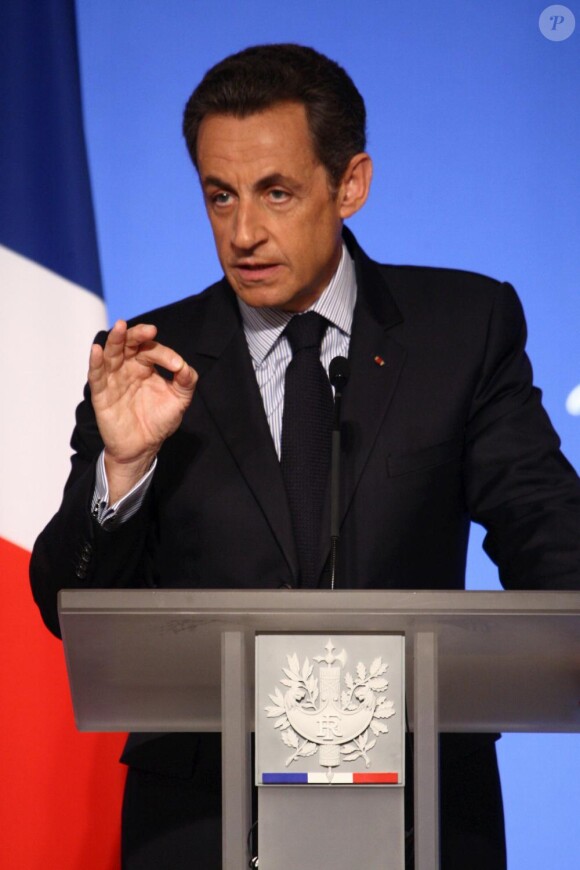 Nicolas Sarkozy agacé par Denisot ?