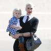 Gwen Stefani et son fils Zuma en promenade (22 janvier 2011 à Los  Angeles)