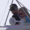 Avril Lavigne et son chéri Brody Jenner sur leur yacht à Los Cabos, au Mexique, le 14 janvier 2011