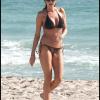Lisa Snowdon magnifique sur la plage de Miami