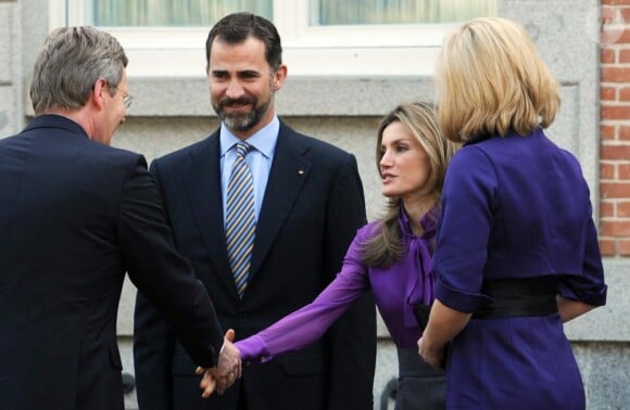 Le président fédéral allemand Christian Wulff, sa femme Bettina, le prince Felipe et Letizia d'Espagne à Madrid, le 11 février 2011.