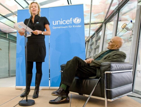 Le célèbre Harry Belafonte mis à l'honneur par l'UNICEF (12 février 2011 à Berlin)